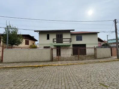 Casa com 3 Quartos à venda, 180m² no Jardim América, Caxias do Sul