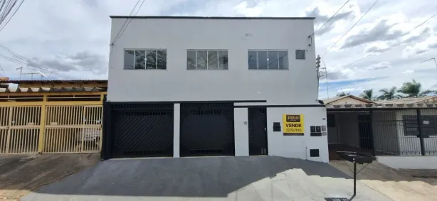 Sala Comercial com 7 Quartos à venda, 250m² no Vila Itatiaia, Goiânia