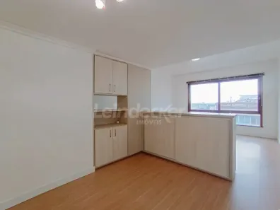 Apartamento com 3 Quartos para alugar, 104m² no Independência, Porto Alegre