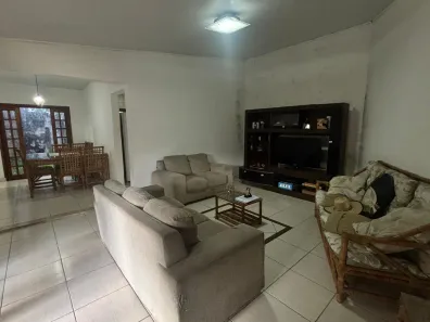 Casa com 2 Quartos para alugar, 360m² no Recanto Vista Alegre, Cotia