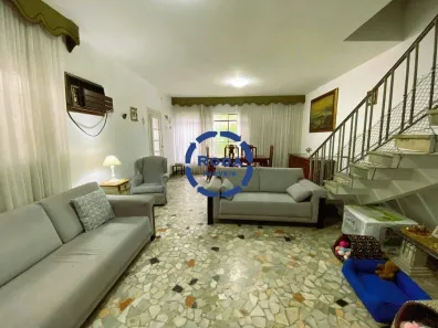 Casa com 3 Quartos à venda, 200m² no José Menino, Santos
