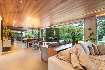 Casa com 5 Quartos à venda, 377m² no Cerqueira César, São Paulo