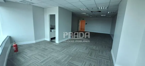 Sala Comercial para alugar, 208m² no Vigilato Pereira, Uberlândia