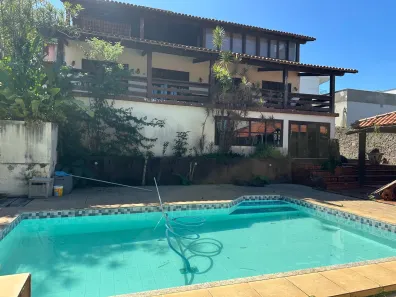 Casa de Condomínio com 4 Quartos à venda, 435m² no Camboinhas, Niterói