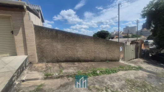 Lote/Terreno à venda, 360m² no Bom Pastor, Divinópolis