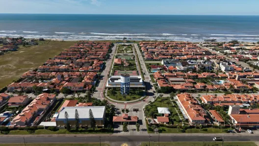 Casa de Condomínio com 4 Quartos à venda, 210m² no , Xangri-Lá