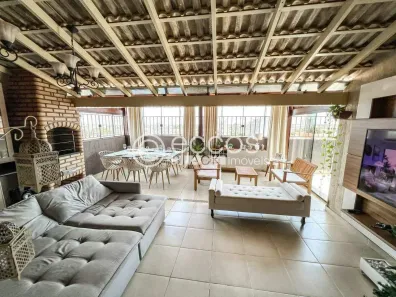 Apartamento com 5 Quartos à venda, 203m² no Marta Helena, Uberlândia
