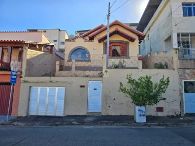Casa com 6 Quartos à venda, 318m² no Grajaú, Juiz de Fora