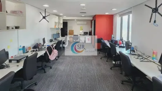 Sala Comercial para alugar, 250m² no Vila Cordeiro, São Paulo
