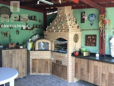 Casa com 3 Quartos à venda, 141m² no Vila Helena, Atibaia