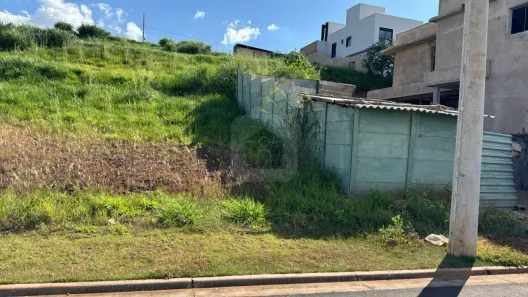 Lote/Terreno à venda, 300m² no Granja Marileusa, Uberlândia