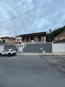 Casa com 4 Quartos à venda, 550m² no Green Valley, Rio Bonito