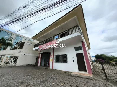 Apartamento com 3 Quartos para alugar, 200m² no Camobi, Santa Maria