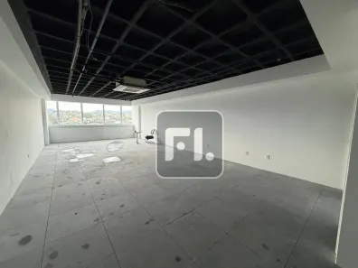 Sala Comercial para venda ou aluguel, 82m² no Dezoito do Forte Empresarial/Alphaville., Barueri