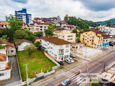 Lote/Terreno à venda, 1340m² no Saguaçu, Joinville