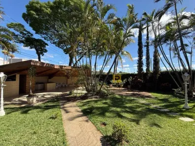 Casa com 4 Quartos para alugar, 419m² no Jardim Santana, Americana