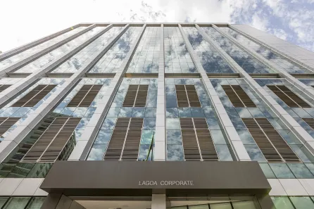 Sala Comercial para alugar, 372m² no Humaitá, Rio de Janeiro