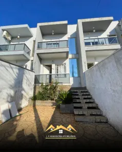 Sobrado com 2 Quartos à venda, 76m² no Nossa Chácara, Gravataí