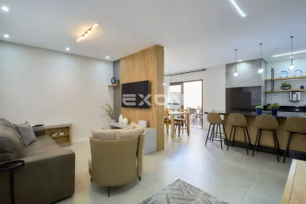 Casa de Condomínio com 3 Quartos à venda, 261m² no Xaxim, Curitiba
