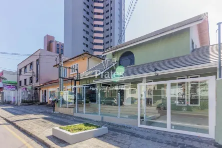 Imóvel Comercial para alugar, 216m² no Juvevê, Curitiba