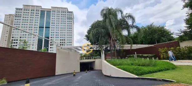Sala Comercial para alugar, 204m² no Várzea da Barra Funda, São Paulo