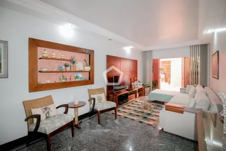 Casa com 6 Quartos à venda, 220m² no Mooca, São Paulo
