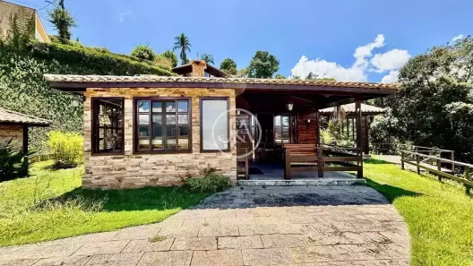 Casa com 3 Quartos à venda, 212m² no Itaipava, Petrópolis
