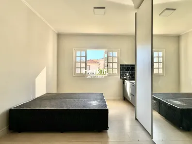 Apartamento com 1 Quarto para alugar, 18m² no Vila Brasílio Machado, São Paulo