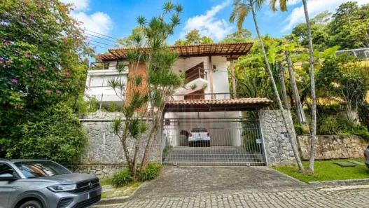 Casa de Condomínio com 4 Quartos à venda, 386m² no Badu, Niterói
