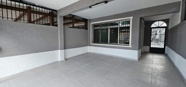 Sobrado com 3 Quartos à venda, 134m² no Ferreira, São Paulo