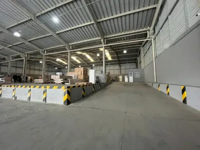 Galpão/Depósito/Armazém para alugar, 1000m² no Sapucaias III, Contagem