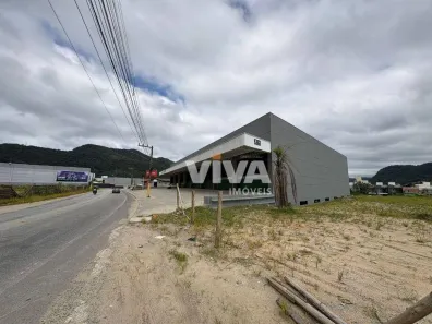 Galpão/Depósito/Armazém para alugar, 5200m² no Rio Pequeno, Camboriú