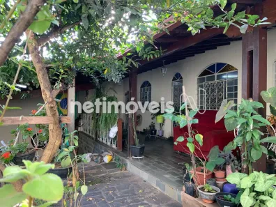 Casa com 3 Quartos à venda, 270m² no Alípio de Melo, Belo Horizonte