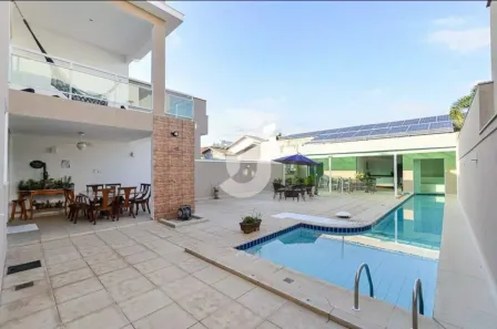 Casa com 4 Quartos à venda, 295m² no Camboinhas, Niterói