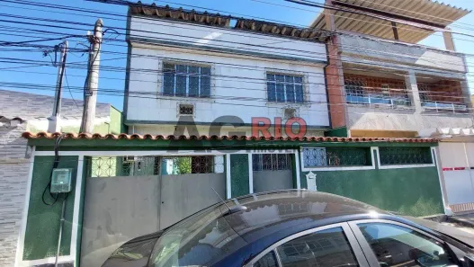 Casa com 3 Quartos à venda, 112m² no Marechal Hermes, Rio de Janeiro