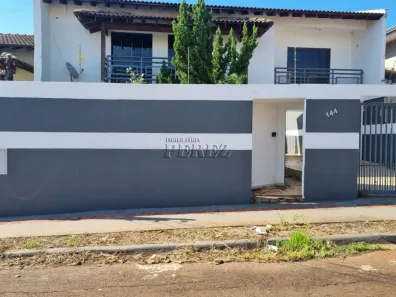 Sobrado com 3 Quartos à venda, 174m² no Jardim Burle Marx, Londrina