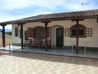 Casa com 4 Quartos à venda, 150m² no Morada da Colina, Resende