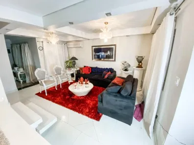 Casa com 3 Quartos à venda, 220m² no Gonzaga, Santos