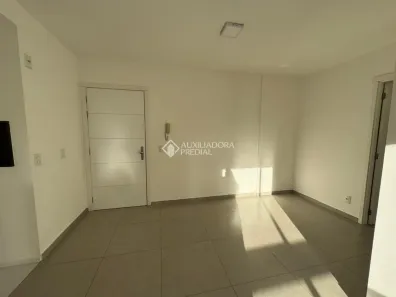 Apartamento com 2 Quartos para alugar, 61m² no Marechal Rondon, Canoas