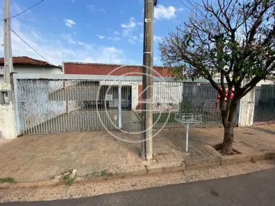 Casa com 4 Quartos à venda, 123m² no Centro, Marília