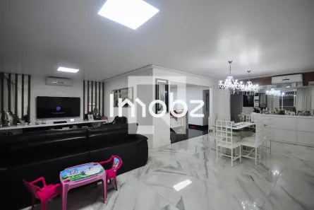 Casa com 5 Quartos à venda, 350m² no Jardim Leonor, São Paulo