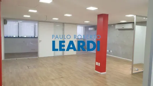 Sala Comercial à venda, 240m² no Jardim Paulistano, São Paulo