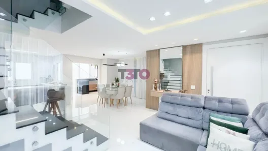 Casa de Condomínio com 3 Quartos à venda, 262m² no Uberaba, Curitiba