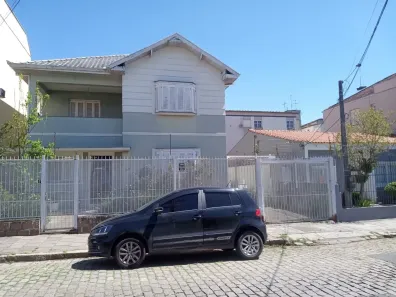 Casa com 5 Quartos à venda, 302m² no Santo Antônio, Porto Alegre
