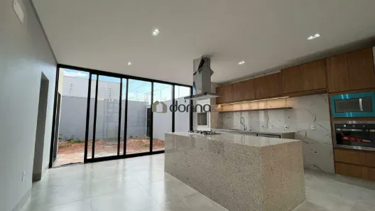 Casa com 3 Quartos à venda, 193m² no Jardim do Lago, Uberaba