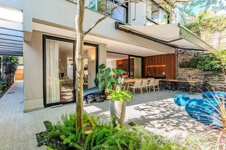 Casa com 3 Quartos à venda, 350m² no Jardim Luzitânia, São Paulo