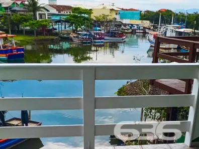 Sobrado com 2 Quartos à venda, 85m² no Centro, Balneário Barra do Sul