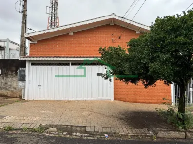 Casa com 3 Quartos para alugar, 350m² no Vila Rezende, Piracicaba