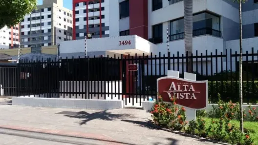Apartamento com 3 Quartos para alugar, 106m² no Luzia, Aracaju