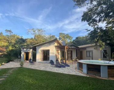 Casa de Condomínio com 4 Quartos à venda, 1990m² no Balneário Quintas do Lago, Cláudio